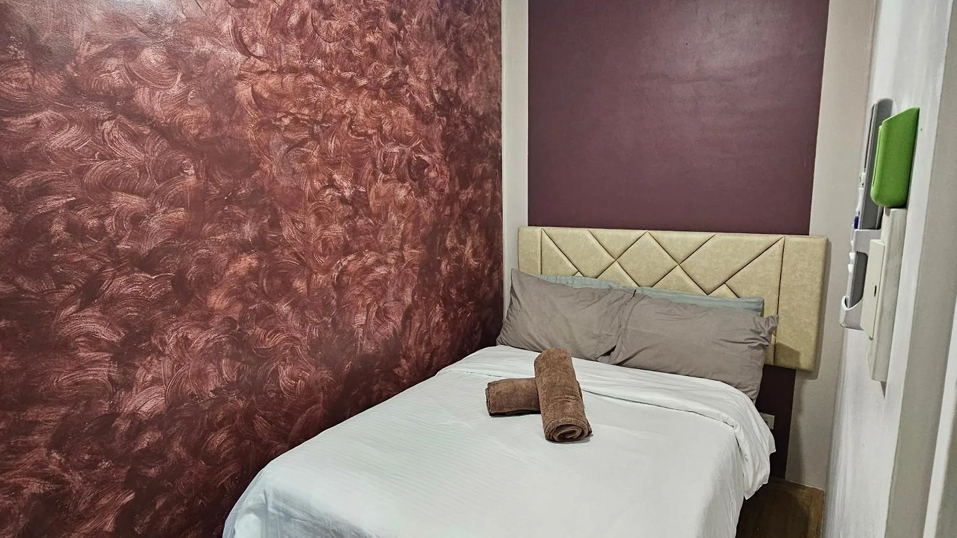 Davao City Airport Transient Rooms By Lemonique Homestay